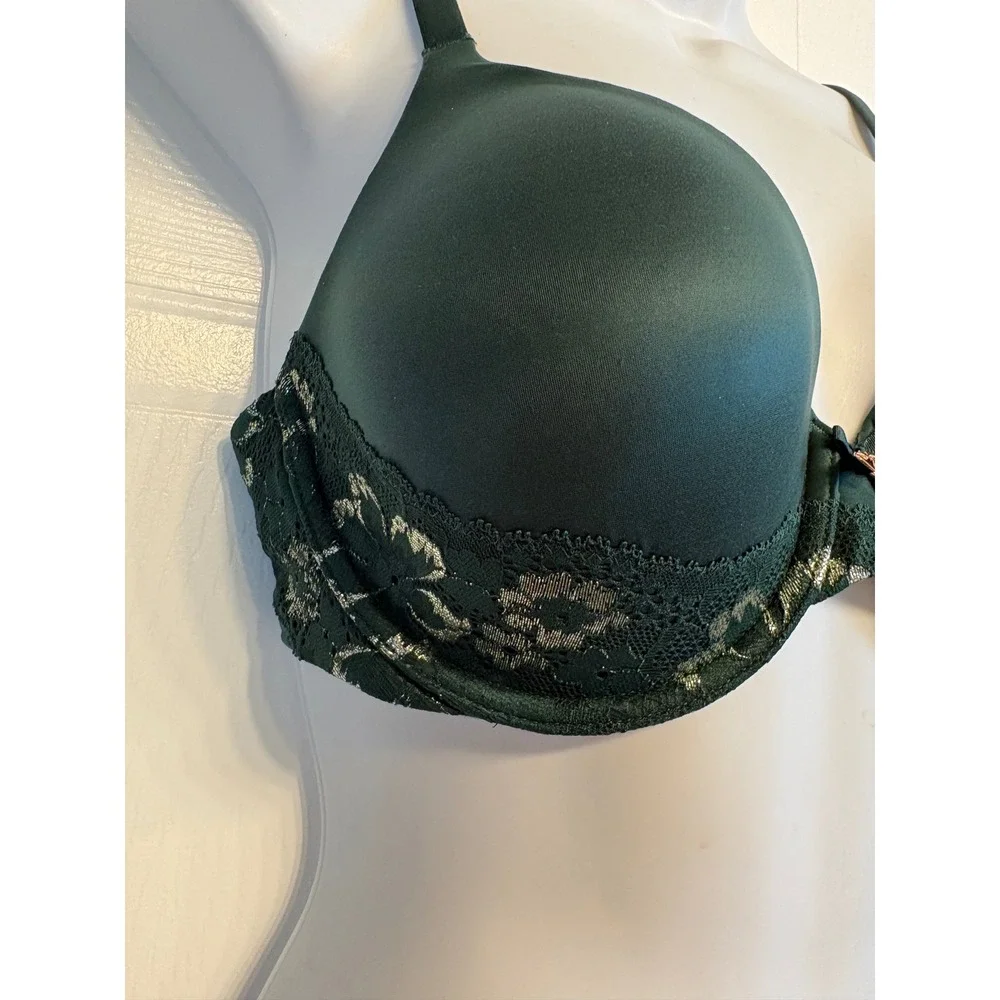 Victoria's Secret Bra 34D Green Body by Victoria Lined Perfect Coverage Lace
